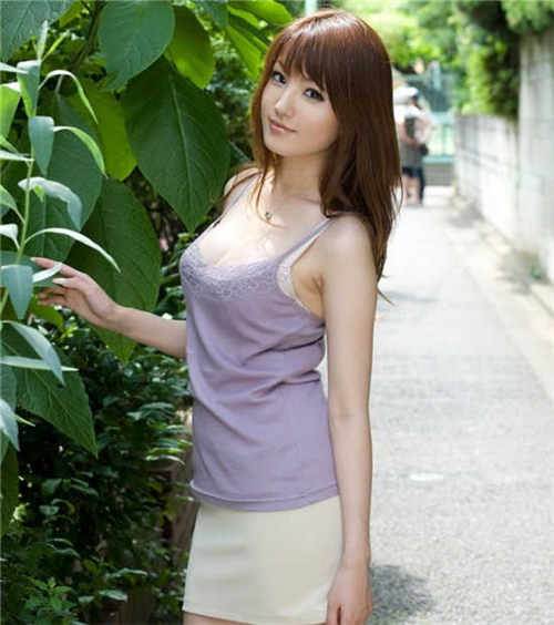 麻生由纪惠