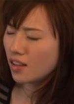 若妻的巨乳